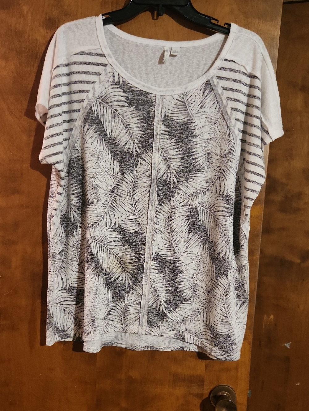 Cato White and Black Palm Print Raglan Short Sleeve